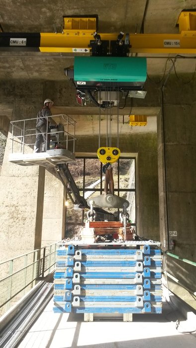 Sur la Maulde, la société MEIJE installe des palans EUROBLOC VT de VERLINDE pour la rénovation de six barrages hydro-électriques EDF